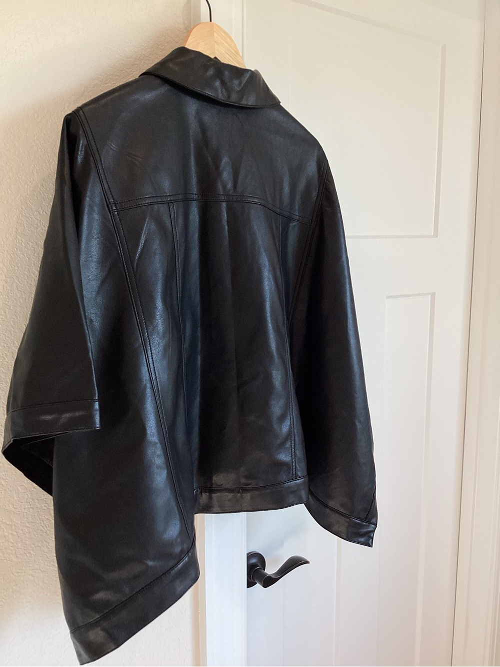 Anthropologie Faux Leather Cape Jacket Pilcro Weston Boyfriend Cape New Black - Picture 12 of 12